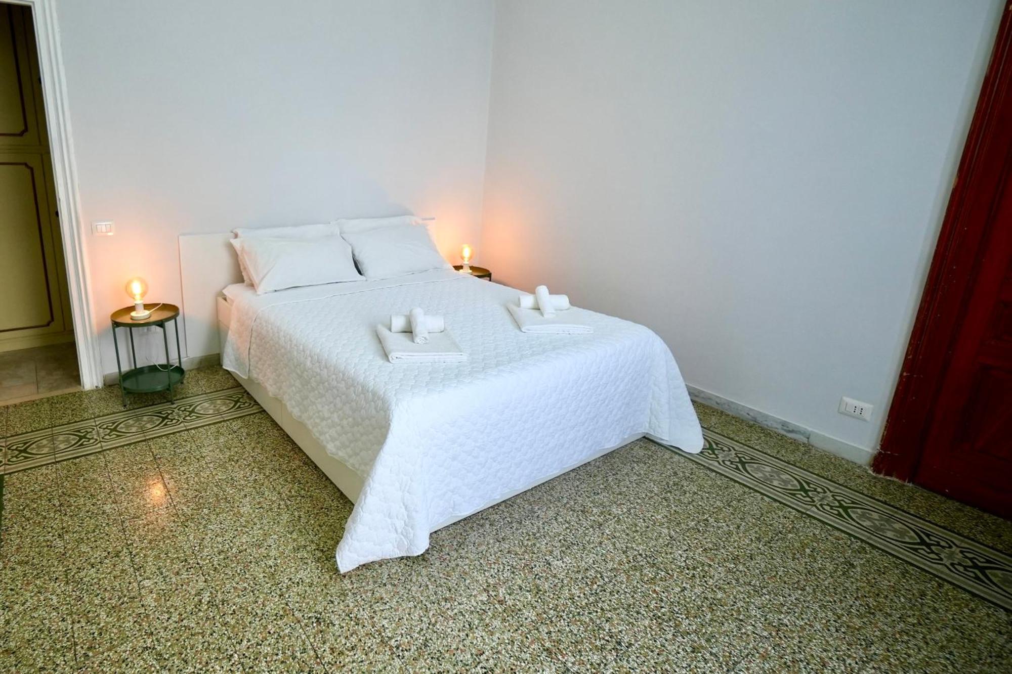 شقة Residenza Vecchia Napoli 60 المظهر الخارجي الصورة